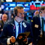 Bond Market Not Signaling Recession, Experts Say | USNN World News GettyImages 1161832019bond market