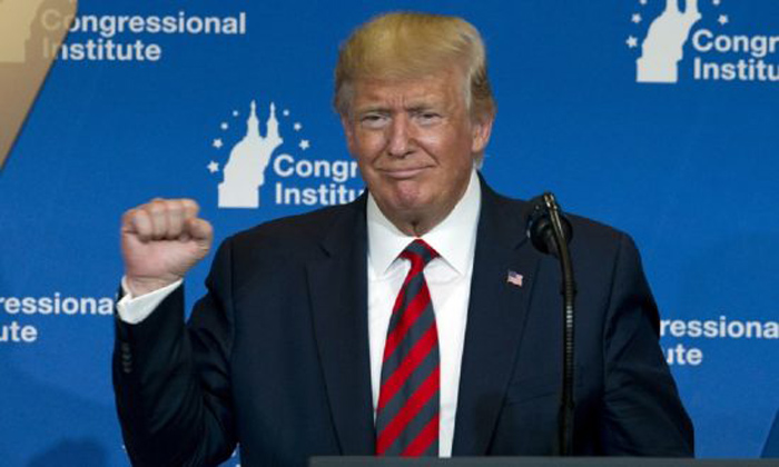 trump in baltimore main 550x330