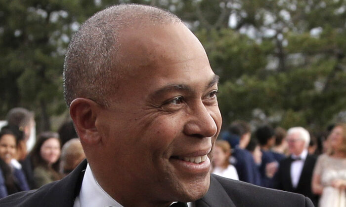 deval patrick in suit 700x420