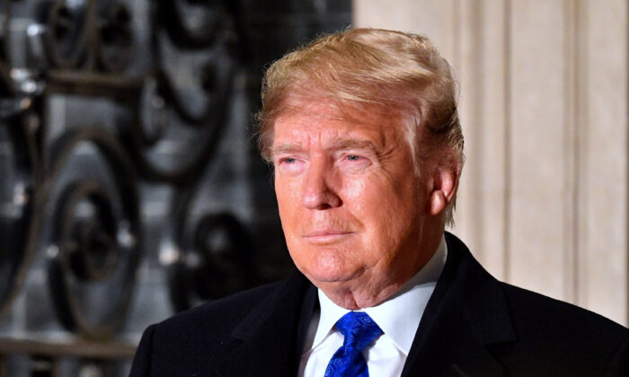 Donald Trump warns 700x420 1