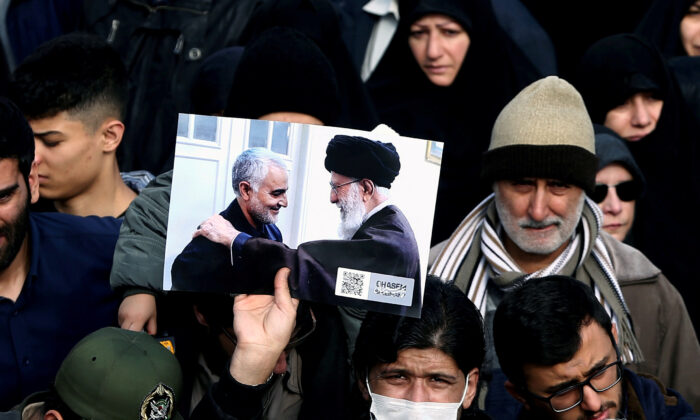 demonstrator in iran 700x420 1