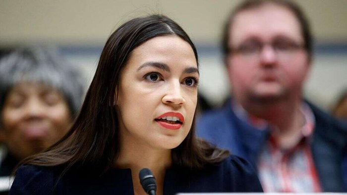 aoc disappearing seat