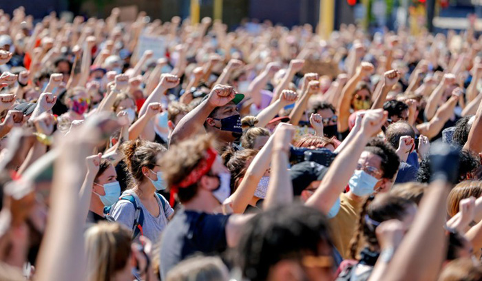 Selective Social-Distancing Rules Are One of the Great Scams in American Life