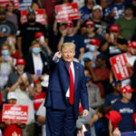 Trump urges AOC to run against Schumer, says she’d win | USNN World News Trump urges AOC to run against Schumer, says she’d win