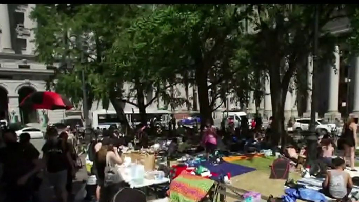 Occupy City Hall grows in numbers as NYPD budget deadline looms