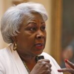 Virginia State Senator Turns Herself in to Face Charges Over Statue Toppling Incident | USNN World News Virginia State Senator Turns Herself in to Face Charges Over Statue Toppling Incident