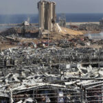 Beirut explosion: Rescue workers frantically search for survivors as Lebanon capital confronts massive devastation | USNN World News Beirut explosion: Rescue workers frantically search for survivors as Lebanon capital confronts massive devastation