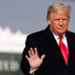 Trump Signs $2.3 Trillion Relief and Spending Bill, Says More Money to Come | USNN World News Trump Signs $2.3 Trillion Relief and Spending Bill, Says More Money to Come