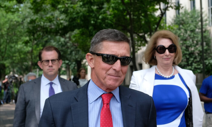US in Middle of ‘Battle of Good vs. Evil’: Michael Flynn