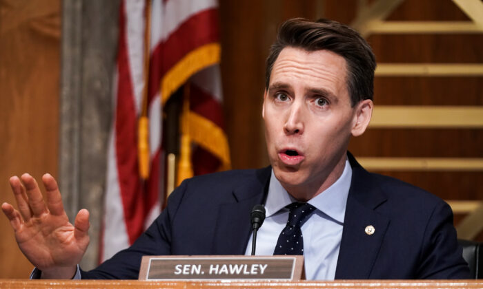 Hawley Doubles Down on Objecting to Electoral Results, Pushes Back on Pressure From McConnell: Report