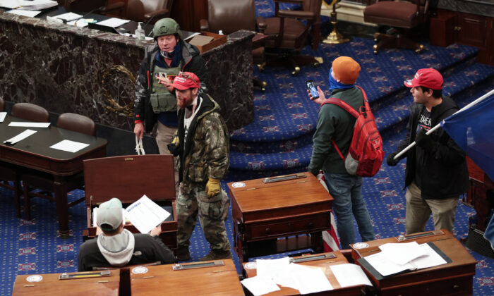 National Guard en Route to Capitol on Orders From Trump