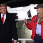 Trump: ‘I Hope Mike Pence Comes Through for Us’ | USNN World News Trump: ‘I Hope Mike Pence Comes Through for Us’