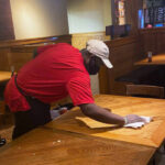 Homeless Man Asks Texas Steakhouse Owner for Job Busing, and She Gives Him ‘A Whole New Start’ | USNN World News Homeless Man Asks Texas Steakhouse Owner for Job Busing, and She Gives Him ‘A Whole New Start’