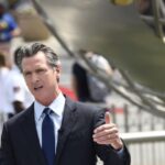 Newsom Insists California’s Pending COVID-19 Verification System Not a ‘Vaccine Passport’ | USNN World News Newsom Insists California’s Pending COVID-19 Verification System Not a ‘Vaccine Passport’