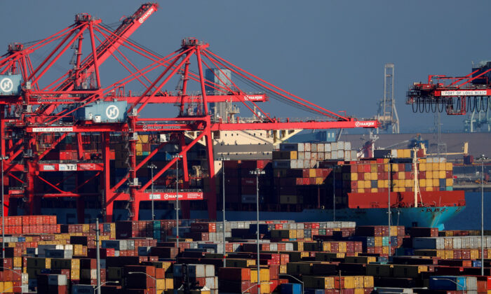 Bipartisan Infrastructure Bill to Give ‘No Significant’ Boost to Economy: Wharton Study