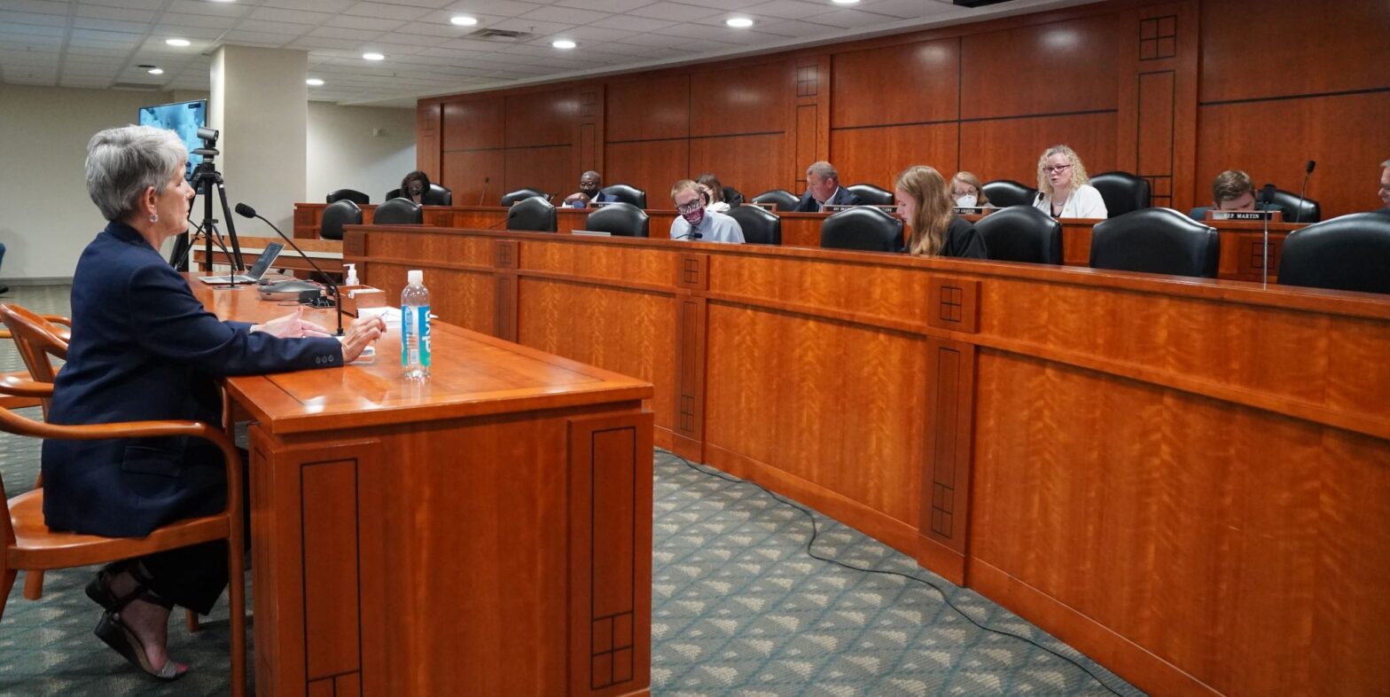 Healthcare Workers Pack Hearing to Support Bill to Ban Vaccine Mandates in Michigan