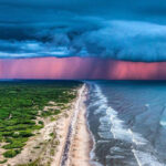 Photographer Snaps Stormy Sublime Sunset—Over Land and Sea—at Carova Beach, NC | USNN World News Photographer Snaps Stormy Sublime Sunset—Over Land and Sea—at Carova Beach, NC