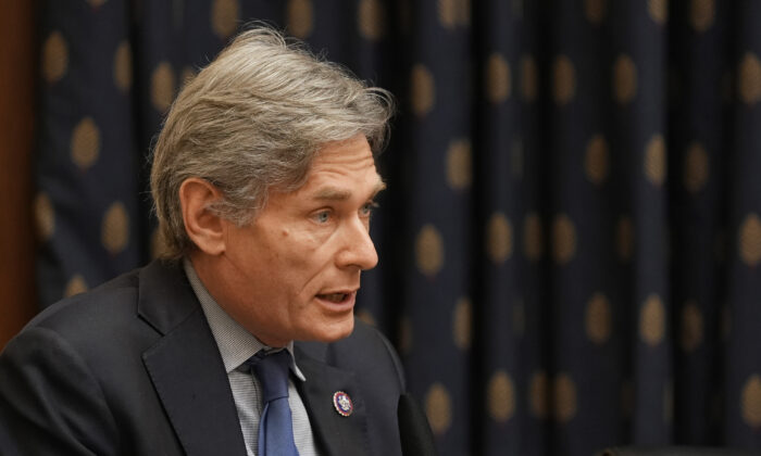 Democrat Lawmaker Warns Members of His Own Party They May Lose House Majority | USNN World News Democrat Lawmaker Warns Members of His Own Party They May Lose House Majority