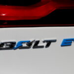 GM Extends EV Bolt Production Halt to Mid-October