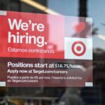 Worker Shortages Drive Companies to Boost Benefits Amid Holiday Hires | USNN World News Worker Shortages Drive Companies to Boost Benefits Amid Holiday Hires