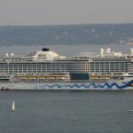 COVID-19 Outbreak Among Fully Vaccinated Cruise Crew Ends New Year’s Trip in Portugal | USNN World News COVID-19 Outbreak Among Fully Vaccinated Cruise Crew Ends New Year’s Trip in Portugal