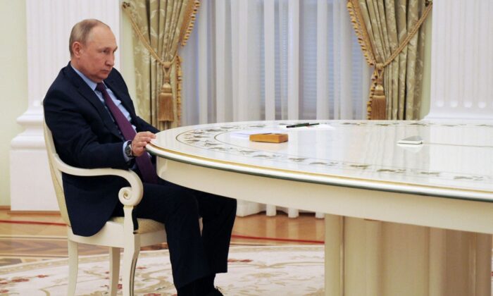 Putin Orders Russian Nuclear Deterrence Forces to Be on High Alert