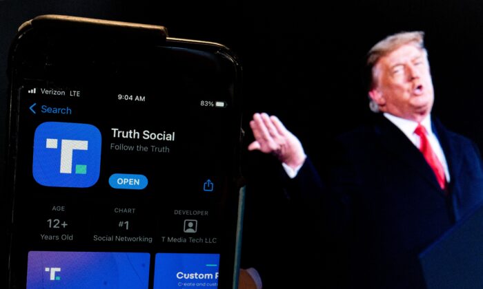 Trump’s Truth Social Tops App Store Downloads Amid Musk’s Twitter Purchase