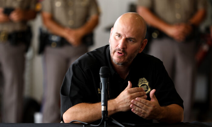 Border Patrol Union Leader Warns ‘Complete Control’ by Cartels Once Title 42 Ends