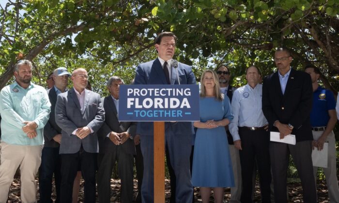 DeSantis Braces for End of Title 42, Promising New Legislation