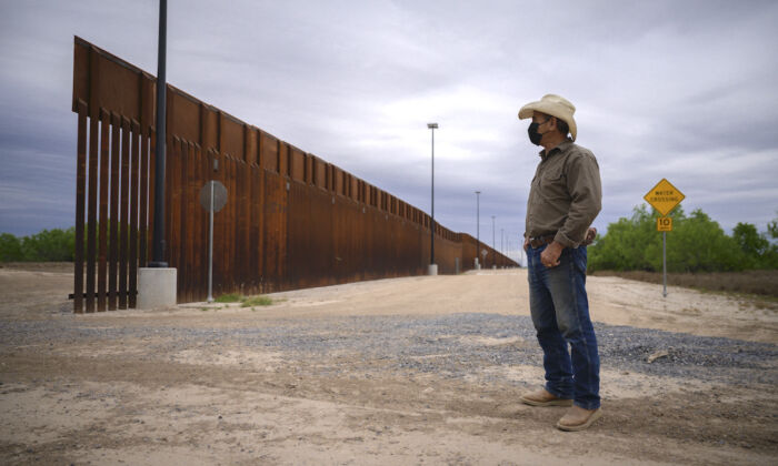Texas Ranchers Struggling With Property Damage Amid Surge of Illegal Immigrants