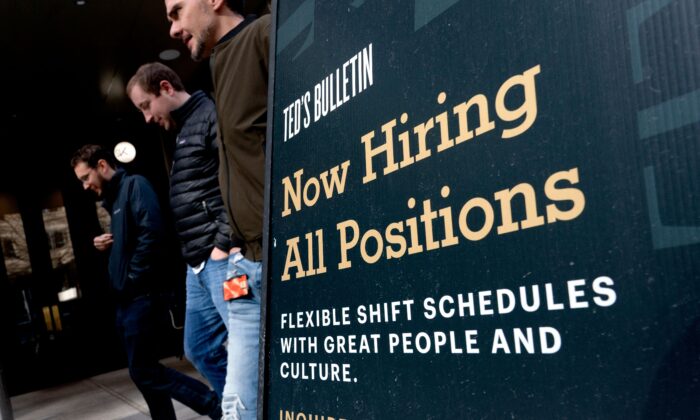 US Economy Adds Better-Than-Expected 428,000 Jobs in April