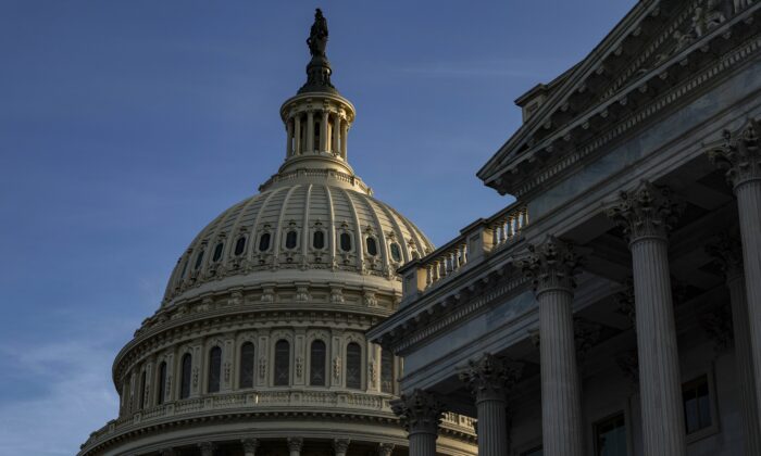 Senate Breaks Filibuster on Gun Deal, Clearing the Way for Final Passage