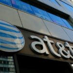 AT&T Plunges as CEO Suggests Americans Can’t Afford to Pay Phone Bills