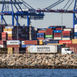Global Supply Chain Crisis Could Worsen in 2022: Survey | USNN World News Global Supply Chain Crisis Could Worsen in 2022: Survey