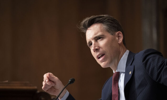 Biden Admin Evacuated Hundreds on US Watchlist From Afghanistan: Whistleblower