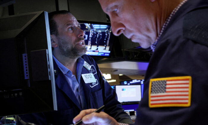 Recession Drum Beats Louder As Leading Economic Index Falls for 5th Month Straight