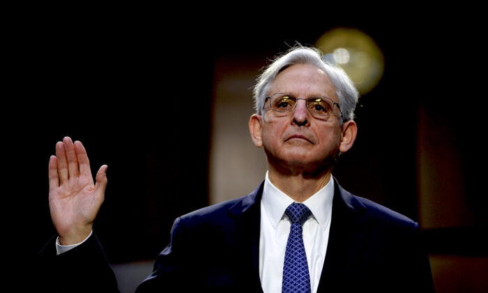 Expert Warns US Descending Into ‘Anarchy’ Amid Heightened Distrust of DOJ, Law Enforcement