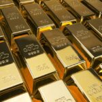 Gold Plunges to a 30-Month Low on a Strong US Dollar | USNN World News Gold Plunges to a 30-Month Low on a Strong US Dollar