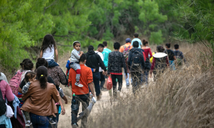 Federal Appeals Court Rules That DACA Program Is Illegal, Orders Review of Biden’s Final Rule