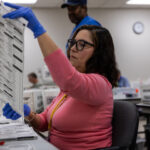 Media Defend Nevada’s Slow Election Vote Count After Condemning Delayed Tally in 2020 Iowa Caucuses | USNN World News Many of the mainstream media outlets that are currently defending the slow counting of votes in Nevada and Arizona following November’s midterm elections, had criticized the very same thing in coverage of the 2020 Democratic Iowa caucuses, according to media watchdog NewsBusters. NewsBusters, a project of the Media Research Center, works to expose and combat liberal media bias, according to its website. The watchdog compiled a video montage of reporters from outlets such as MSNBC, CNN, ABC News, and CBS News in which they repeatedly state that the lengthy vote-counting process in Arizona this month is “normal,” “ordinary,” and “part of the process.” Arizona has taken days to count its votes for the governor and the U.S. Senate races following Tuesday’s elections. Alongside the first video published by NewsBusters is a second montage in which hosts from those same media outlets condemn the slow vote-counting process in the major 2020 Democratic contest in Iowa, and bemoan still not knowing who had won days after the elections had taken place. In the first video, MSNBC’s Katy Tur tells viewers, “The truth everyone, as you know, is that it’s going to take time and that is normal,” while MSNBC political analyst Michael Steele states that this is “part of the process” and “normal” while urging viewers not to get upset. Elsewhere, ABC reporter Terry Moran tells “Good Morning America” viewers: “This is normal. Ordinary Arizonans will continue the ordinary work of counting votes.” CBS News and CNN anchors and correspondents also repeatedly state that the vote-counting process “takes time” and urge viewers to be patient. Epoch Times Photo Former Nevada Attorney General Adam Laxalt (L) and Sen. Catherine Cortez Masto (D-Nev.) in file photographs. (Getty Images) ‘Caucus Chaos’ In contrast, reporters from those same stations in 2020 criticized the vote-counting process in Iowa, with MSNBC anchor Hallie Jackson telling viewers: “Breaking this morning, the Iowa caucuses. They’re what’s breaking because the system is actually broken.” Then-CNN anchor Chris Cuomo called the delayed results an “epic failure by the Iowa state Democratic Party” while CBS’s Gayle King states, “It seems the jokes are going to start writing themselves.” Reporters from CNN, MSNBC, and ABC repeatedly refer to what they call “caucus chaos.” NewsBusters senior research analyst Bill D’Agostino shared the videos on Twitter, writing: “Vote counting for the 2020 Democratic Iowa Caucus was so abysmally bad that even the media dunked on it. Keep in mind, this is the same media who are now wagging their fingers at you like kindergarten teachers, and lecturing you about patience in Arizona and Nevada.” Officials in Nevada were still accepting mail-in ballots through Saturday evening, as long as they were postmarked on or before the day of the election, in accordance with state law. Sen. Catherine Cortez Masto (D-Nev.) is projected to defeat Republican challenger Adam Laxalt in Nevada, according to The Associated Press, Decision Desk HQ, and other outlets, granting the Democrats the 50 seats they need for an effective majority and ending Republican hopes of flipping the Senate. During a speech in Las Vegas on Sunday, Cortez Masto said her win shows that “Nevadans rejected the far-right politicians working to divide us” and that, “When far-right Republicans said they knew better, I knew we would prove them wrong.” Laxalt said on Twitter on Saturday that his “victory window” has narrowed but is yet to concede defeat in the race. The newly-elected Senate will be sworn-in on Jan. 3.