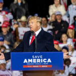 Trump Wants Everyone to Know That He’s ‘Of Course’ Running for President: Adviser | USNN World News Trump Wants Everyone to Know That He’s ‘Of Course’ Running for President: Adviser