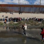 El Paso Mayor Declares State of Emergency Amid Surge of Illegal Aliens | USNN World News El Paso Mayor Declares State of Emergency Amid Surge of Illegal Aliens