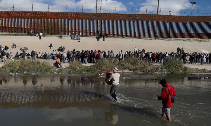 El Paso Mayor Declares State of Emergency Amid Surge of Illegal Aliens