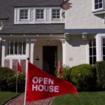 More Than 40 Percent of Americans Expect the Housing Market to Crash Next Year: Survey | USNN World News More Than 40 Percent of Americans Expect the Housing Market to Crash Next Year: Survey