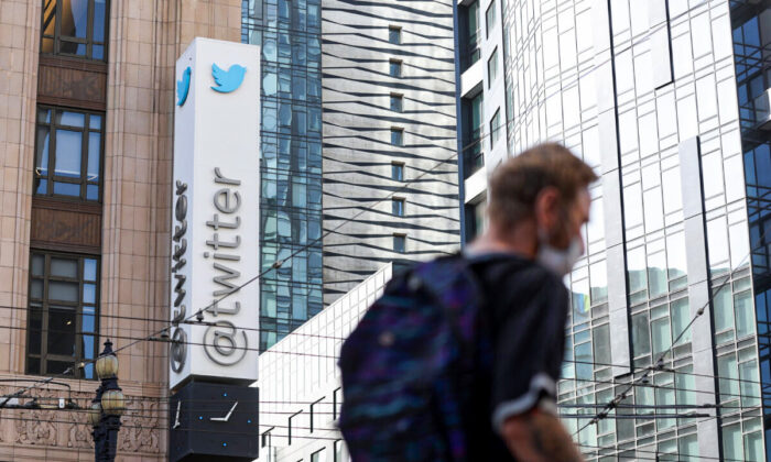 Musk Auctioning Off Wares at Twitter Headquarters