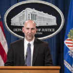 Top FBI Official Steps Down as Republicans Prepare to Probe Into Bureau | USNN World News Top FBI Official Steps Down as Republicans Prepare to Probe Into Bureau