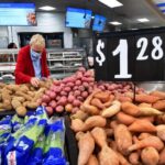 More Than 50 Percent of Americans Using Savings for Everyday Expenses: Study | USNN World News More Than 50 Percent of Americans Using Savings for Everyday Expenses: Study