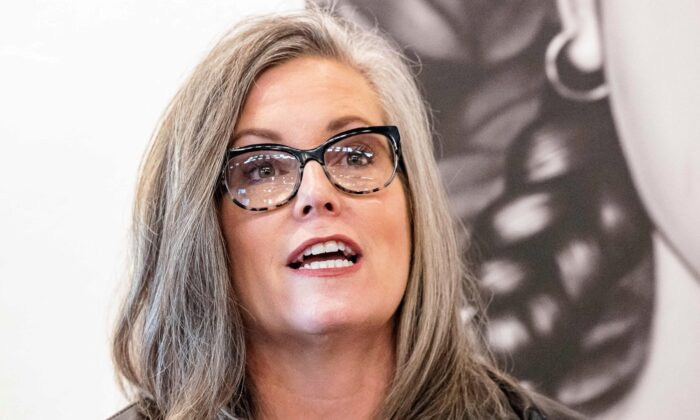 Arizona Governor Won’t Proceed With Execution of Convicted Murderer
