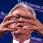 The Fed’s Dilemma: Fight Inflation or Save Failing Banks | USNN World News The Fed’s Dilemma Fight Inflation or Save Failing Banks