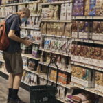 ‘Large Drops’ in American Consumer Confidence as Recession Signal Strengthens | USNN World News ‘Large Drops’ in American Consumer Confidence as Recession Signal Strengthens